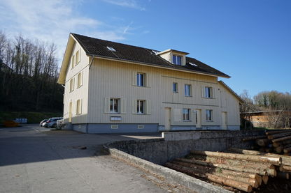 Andelfingen, Bollenrain 8: 5.5-Zimmer-Maisonettewohnung WEST